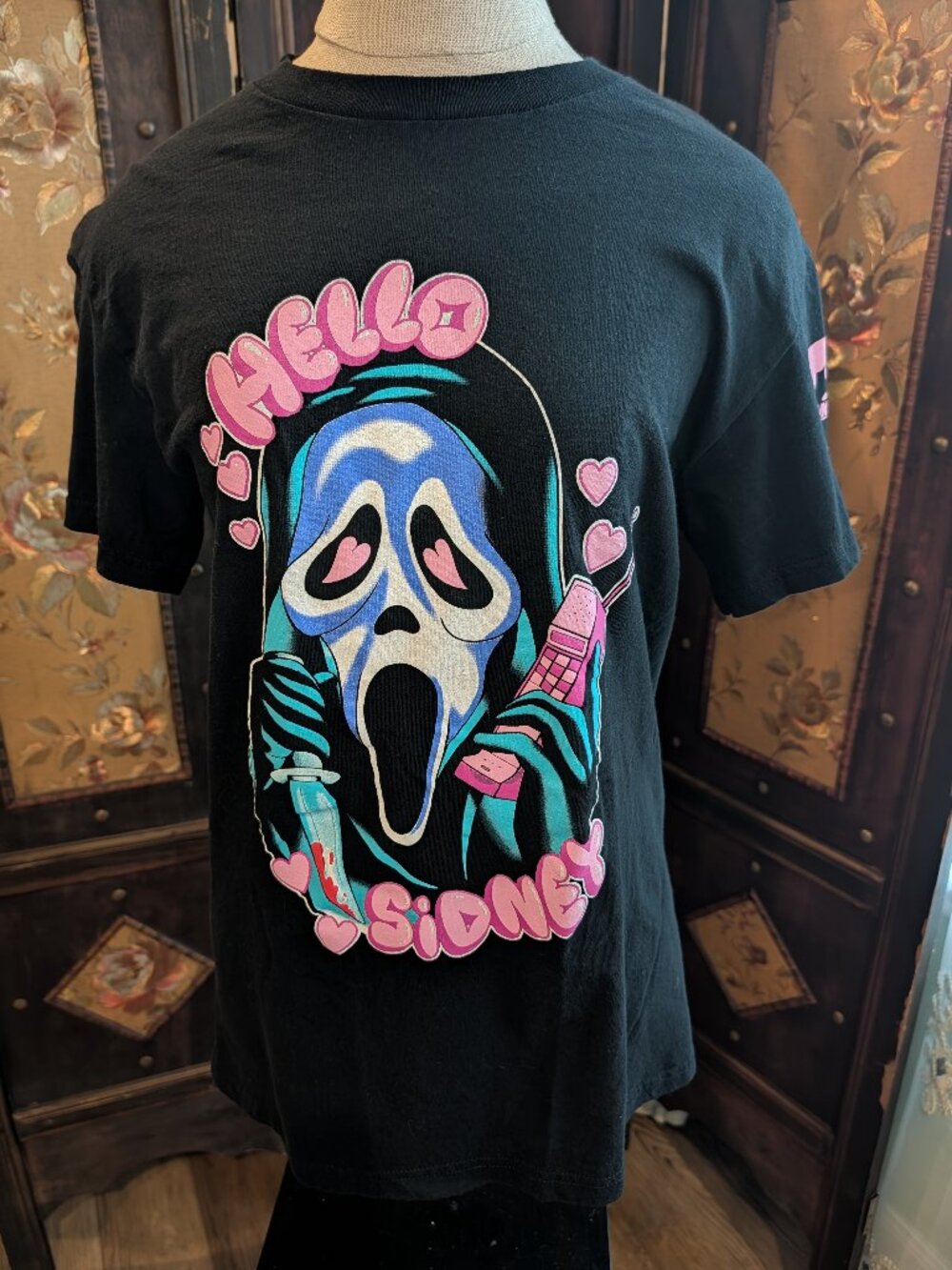 Ghostface Hello Sidney Scream Graphic Tee Black Pink Horror Halloween Shirt S